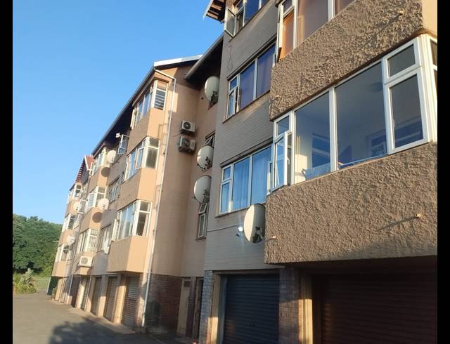 1.5 BEDROOM FLAT SOLD IN BLUFF